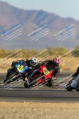 media/Dec-16-2023-CVMA (Sat) [[bb38a358a2]]/Race 11 Amateur Supersport Open/